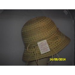 CAPPELLO CLOCHE IN PAGLIA