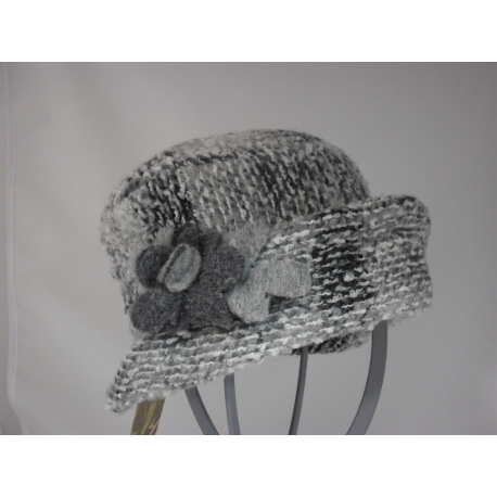 CAPPELLO DONNA CON SPILLA