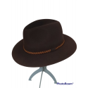 CAPPELLO CASUAL FELTRO VERA LEPRE MARRONE CON CINTURINO