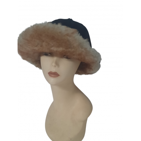 CAPPELLO DONNA IN PELLE SCAMOSCIATA